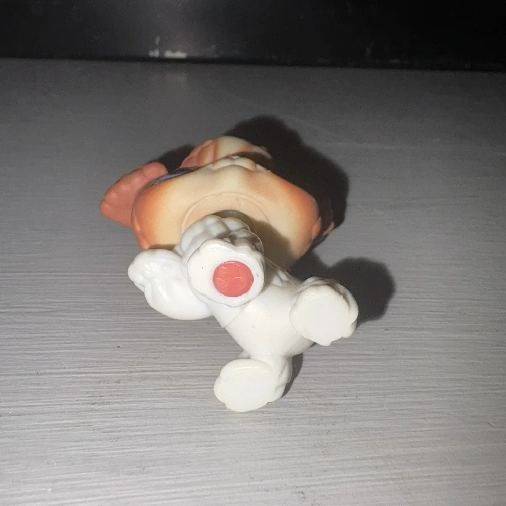 Poodle #37 Littlest Pet Shop LPS Hasbro Authentic Playful Puppies‎